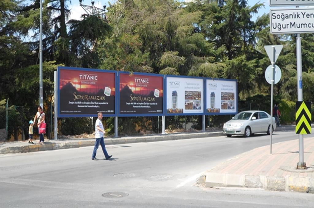 billboard reklam